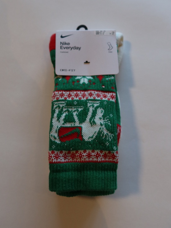 Nike Other - Nike Everyday Christmas Holiday Crew Socks 2-Pack NWT